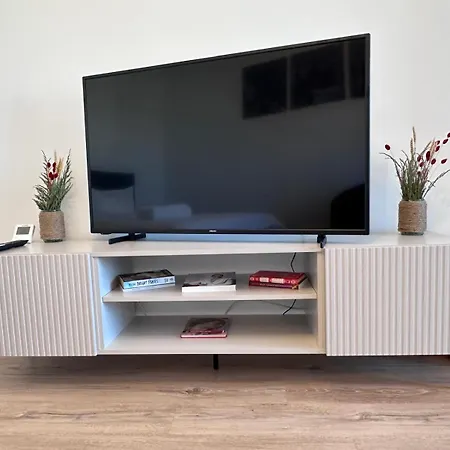 Ela Cotroceni - Self Check In & Free Parking Apartment