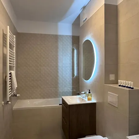 Ela Cotroceni - Self Check In & Free Parking Apartment Bucharest